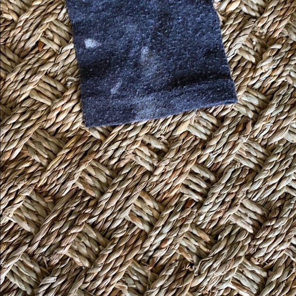 Old navy long sleeve - Picture 2 of 2